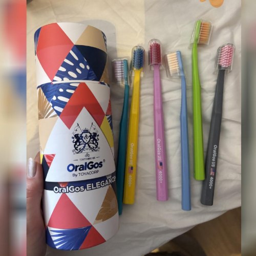 OralGos Escova de Dentes Premium 6 unidades Colorido, Cerdas Ultra Macias
