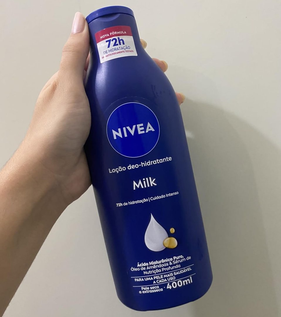 NIVEA Loção Deo-Hidratante Milk 400ml, Hidratação Profunda 72h, Hialurônico Puro, Corporal, Pele Seca e Extrasseca